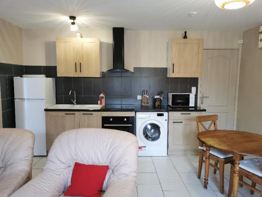 Bienvenue Chez Nous Ver-sur-Mer Exterior foto